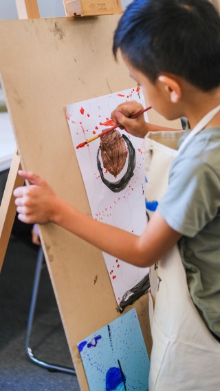 Brave Young Artists &gt; Holiday Program